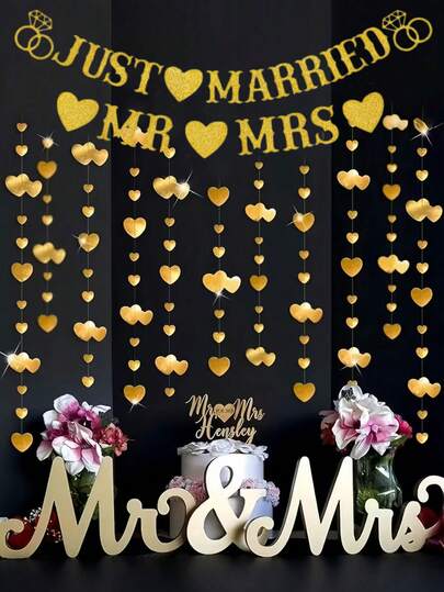 Just Married Party Decoration Set, Gold Glitter "Just Married" Mr & Mrs Banner With Heart Wreath, Suitable For Bridal Shower, Engagement Party, Wedding Celebration Venue Decor