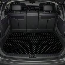 1 pieza Alfombra de baúl con estampado de lunares en blanco y negro - Forro de piso de poliéster duradero y práctico para viajes diarios, carga segura y elevación, alfombra de baúl de coche, accesorio interior de vehículo, regalo de Navidad - alfombrilla del maletero - Ver 10