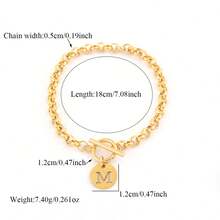 1件简约时尚圆形镂空字母吊坠金色T形扣不锈钢链手链，女士款 - 金黃色 - 查看 2