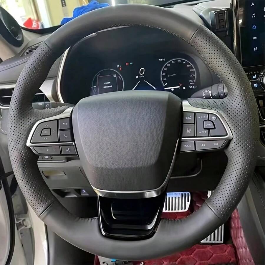 Handmade Steering Wheel Cover Fit For Elantra 4 2016 2017, Solaris 2017 - Elantra 4 (2016/2017) Solaris (2017) - View 1
