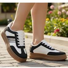 Women's Classic Athletic Shoes, Timeless Design, Comfortable All-Day Wear - Black - View 2