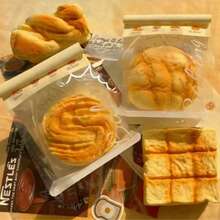 挤压软面包玩具，减压慢回弹挤压玩具，办公室减压玩具，生日/圣诞节/万圣节/愚人节礼物，完美礼物 - 彩色 - 查看 4