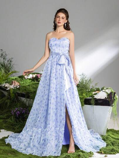 Faeriesty 优雅晚礼服，A字裙摆饰有花卉图案，腰间系有蝴蝶结，高开衩荷叶边下摆，适合出席黑领结晚宴、正式晚宴、红毯活动、豪华婚礼和盛大庆典。