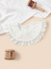 1件高品质公主蕾丝花朵婴儿围兜，花朵滚边口水巾，复古风格，适合女童日常外出及作为礼物 - 白色 - 查看 9