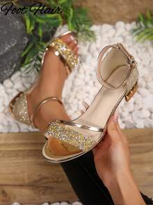 Sandalias planas con tacón bajo y brillantes rhinestones dorados para mujer, adecuadas para la playa, discoteca, fiesta, baile de graduación, vida nocturna y uso diario, nuevas sandalias planas elegantes y versátiles de verano con correa de hebilla y punta abierta - Dorado - Ver 2