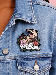 1 pieza Broche de esmalte con el opossum gritando "El grito es autocuidado" | Broche lindo para ropa, insignias de maletín, broches de mochila, estilo de dibujos animados por DMLSKY - Multicolor - Ver 1
