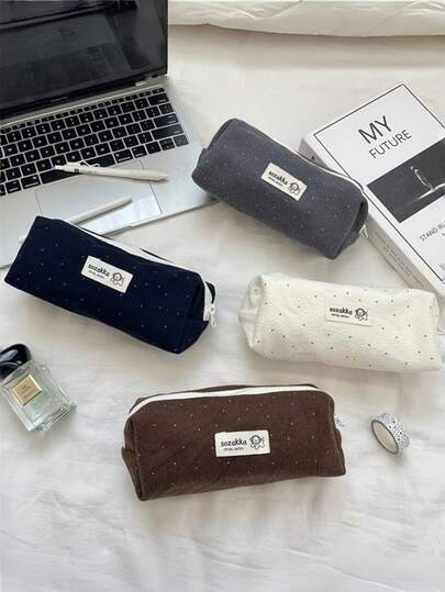 1个可爱韩版波点大容量铅笔盒，卡哇伊ins风复古便携笔袋，耐用学生办公化妆品收纳袋