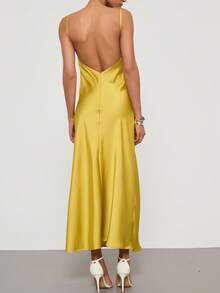 Vestido/bata largo, sexy y sin espalda con tirantes finos y adorno de encaje de satén para mujer - Mostaza Amarilla - Ver 7