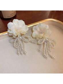 1对时尚优雅夸张花朵珍珠流苏耳环 - 白色 - 查看 3