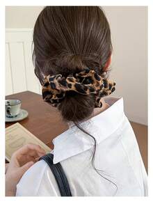 1pc Oversized Leopard Print Scrunchie, Soft Fabric Hair Tie, 15cm Diameter, Fashionable Hair Accessory, Essential For Daily Wear, Parties, Travel, Back To School, Limited Edition Hot Seller - Multiple Styles - View 7