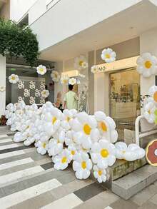 20pcs Sunflower Foil Balloons And White Daisy Balloons, Suitable For Birthday, Wedding, Anniversary, Proposal, Spring Decoration, Mother's Day Decoration, Graduation Ceremony Decoration, Graduation Season Decoration, Can Be Used Indoors And Outdoors. - White - View 3
