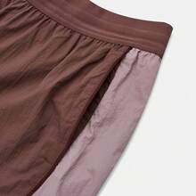 Nike Pantalones largos de mujer AS W NK SWIFT UV RPL MR PANT N Woven IQ0182-502 - Rosa Pálido - Ver 5