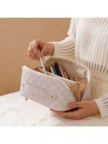 1pc Large Capacity Portable INS New Checkerboard Makeup Bag, Pencil Case, Stationery Box, Convenient Travel Tote - Single Piece - View 4