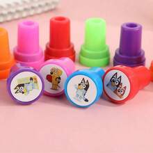 Bluey Bộ 12 con dấu hoạt hình tự động, hình anime, tem khen thưởng học sinh, quà tặng sinh nhật, món quà hoàn hảo cho mùa tựu trường, phù hợp cho cả bé trai và bé gái (mẫu ngẫu nhiên). - Nhiều màu - Xem 4