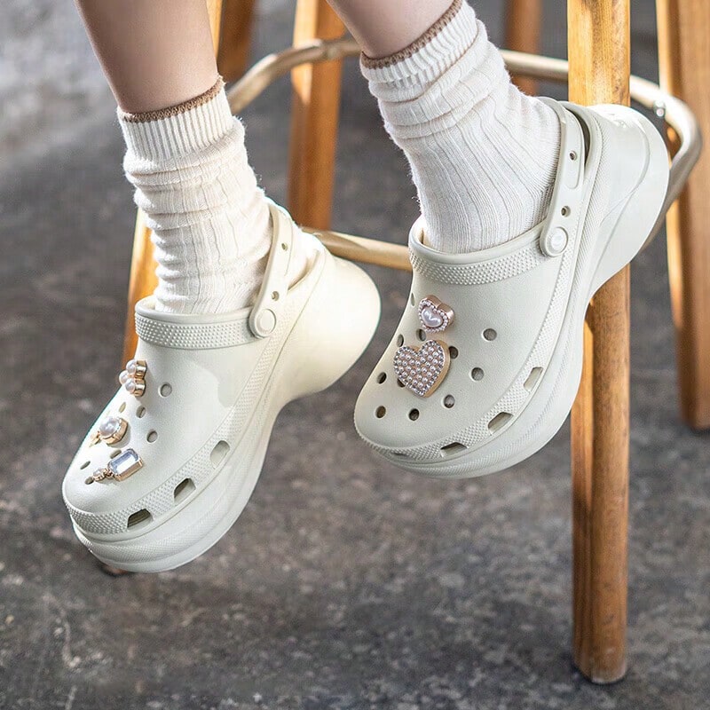 Crocs 镂空木屐 女士沙滩运动木屐凉鞋，夏季 - 乳白 - 查看 1