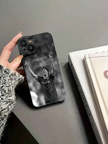 : campeón de fútbol, blanco y negro. Esta elegante funda es compatible con Samsung, Apple, VIVO, OPPO, , Transsion, ,  y Honor. Fabricada en silicona TPU, ofrece protección contra golpes y caídas, además de una sensación superior. Es un regalo ideal para familiares, amigos y seres queridos, y la opción perfecta para San Valentín y Año Nuevo. - Negro - Ver 6