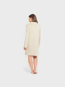 Tramas+ Chemise de nuit en viscose beige pour femme, style maille, disponible en tailles S, M, L, XL - Douce et respirante, idéale pour un sommeil confortable, design élégant et polyvalent à porter à la maison ou comme vêtement de nuit, couleur beige qui apporte chaleur et sophistication, parfaite pour toutes les saisons et tous les styles de vie - beige - Voir 4