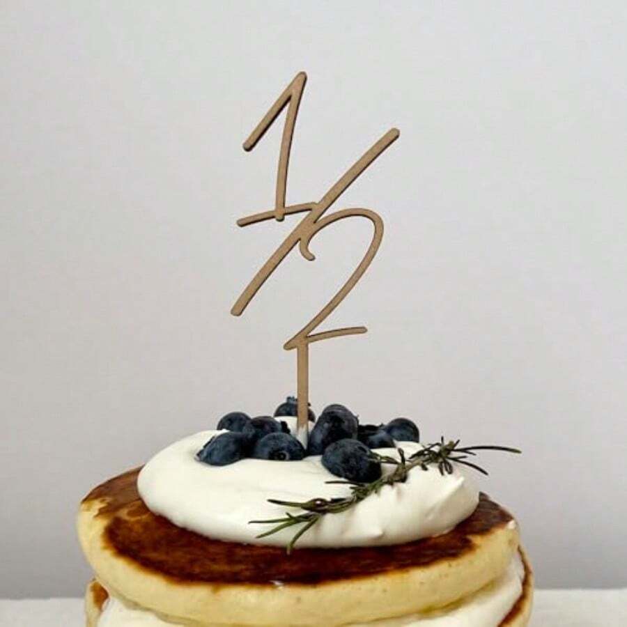 1/2 ハーフバースデー half birthday ケーキトッパー お誕生日 お祝い 細いオシャレなタイプ - 写真の通り - チェックする 1