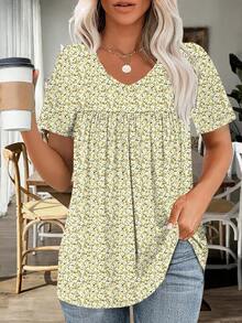 Camiseta casual de vacaciones de manga corta con cuello en V y fruncido con estampado floral pequeño para mujer talla grande, amarillo de verano - Amarillo - Ver 1