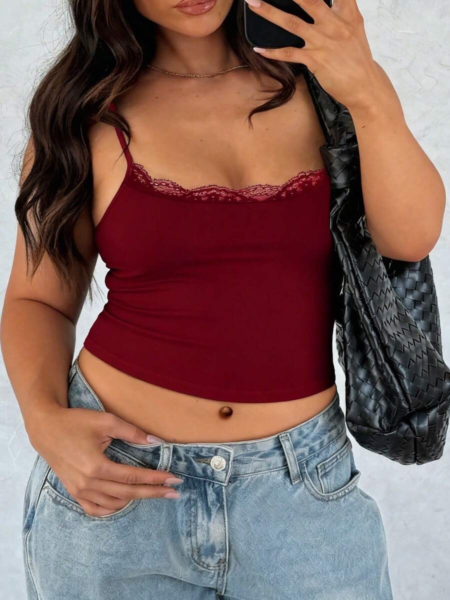 VIVINA 大码女装夏季纯色蕾丝拼接圆领修身吊带背心，酒红色休闲款 - 酒紅色 - 查看 1