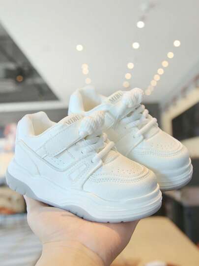 1 Pair Vintage Style Cute Solid Color Sneakers Suitable For Boys And Infants - Low-Top Casual Shoes For All Seasons, With Adjustable Hook And Loop Closure, Comfortable Lightweight Non-Slip Soles, Breathable PU Upper And Fabric Lining
