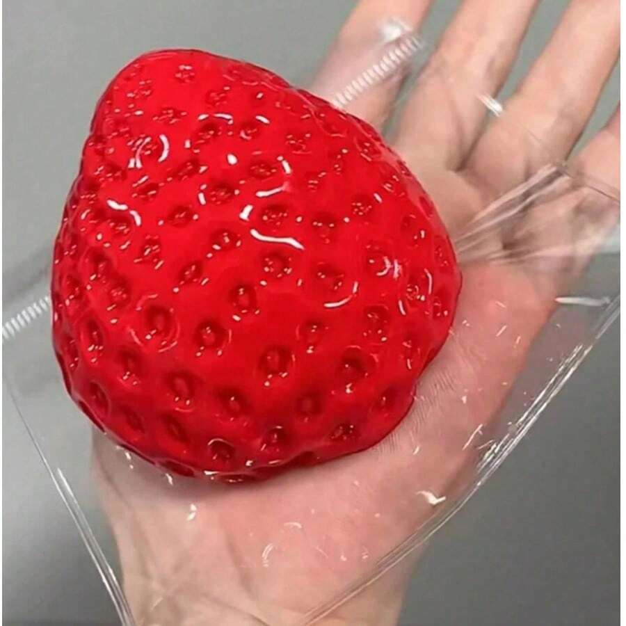 1个草莓软萌玩具 - 解压玩具 - 挤压玩具 - 软萌玩具 - 指尖玩具 - 史迪奇玩具 - 旅行玩具 - 课堂指尖玩具 - 迷你洗澡玩具 - 圣诞文具减压球，生日礼物，完美礼物，赠品，玩具，游戏