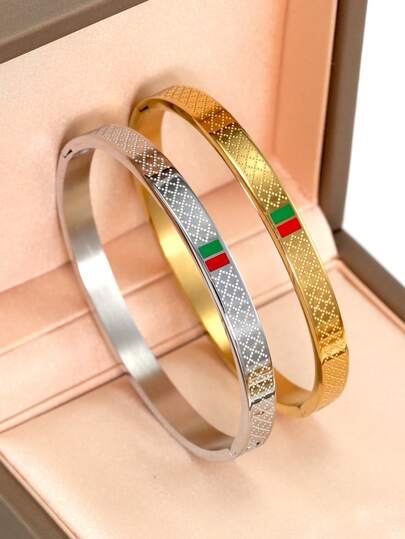 18K Gold Plated Stainless Steel Bracelet, Suitable For Women's Daily Wear, European And American Classic Popular Red And Green Color Elements Design Style, Generous Personalized Elegant Luxury Party Casual Wrist Jewelry, Wedding Jewelry Set, Girls, Women, Mothers, Relatives, Friends, Beautiful Wedding, Birthday, Valentine's Day, Mother's Day Gift.