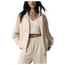 Alo Yoga Women's Accolade Full Zip Hoodie | Premium Heavyweight French Terry Fleece Sweatshirt | Luxury Soft Oversized Hooded Jacket | Classic Athletic Streetwear Zip-Up Outerwear | Urban Fashion Loose Fit Casual Gym Hoodie With Chrome Logo - Ivory - View 5