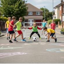 Portería de Fútbol 2 en 1 Fácil de Armar Con Balón y Bomba de Aire, Elige el Tamaño: 2 Porterías Individuales (56x28x35 cm) ó 1 Portería Grande (109x54x68 cm) - Blanco y Negro - Ver 8