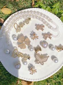 20个珍珠花朵、蝴蝶花、小蝴蝶结、链条鞋饰，可拆卸复古DIY仿珍珠花朵花园鞋装饰纽扣、鞋链、鞋包配件，适合节日、生日派对礼物 - 金色 - 查看 3
