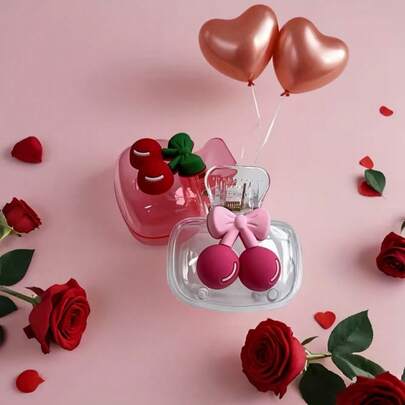 半支装樱桃造型牙刷架，可爱樱桃图案，透明白红配色，小巧便携，保护牙刷头，双孔设计方便排水通风，是居家、宿舍、酒店、工作室、商务旅行、日常使用、卫生清洁、浴室用品的必备之选，防尘设计，节省空间，个性化礼品，创意家居装饰，居家及宿舍的理想之选。