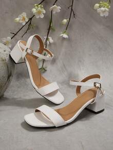 2026新款韩版简约绑带凉鞋，适合搭配连衣裙，黑色粗跟高跟鞋，夏季款 - 白色 - 查看 7