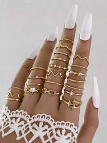 22 件套时尚简约镶嵌钻石心形、波浪星形不规则戒指，金色几何女士指节戒指套装，适合时尚摄影、约会之夜、派对和日常休闲装扮。 - 金色 - 查看 1