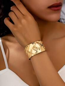 1pc 18K Platinum Plated Stainless Steel Open Bangle Bracelet, Embossed Design, Suitable For Party, Date, Office Wear - Multicolor - View 5