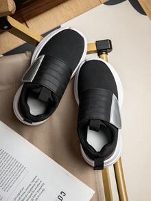 儿童经典网面休闲运动鞋，带魔术贴搭扣 - 黑色 - 查看 4