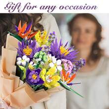 Blue Lotus Bouquet Building Block Set - 891 Pieces, Containing 13 Different Exquisite Flowers. This Adult-Sized Artificial Flower Set Is Suitable For Various Occasions, Including Home Décor, Desk Decoration, And Is Compatible With Other Building Blocks. It's A Perfect Birthday Gift, Mother's Day Gift, And A Great Way To Treat Yourself. An Ideal Choice For Building Block Enthusiasts. - Multicolor - View 6