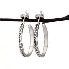 European And American Vintage Carved Floral Hoop Earrings, Niche Bohemian Style Women's Earrings - Bạc - Xem 3