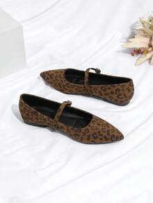 Bailarinas de punta puntiaguda con estampado de leopardo y correa con hebilla, elegantes para vacaciones - Marrón - Ver 5