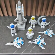 Space Rocket Spacecraft + 3 Astronauts, Launchable Rocket Center, Science Experiment Learning, Aerospace Knowledge, Astronaut Model, Boys' Toys, Children's New Year Gift, Party Favors - White - View 5