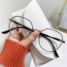 1pc Women's High-Quality Student-Style Lightweight Round Frame Glasses, Suitable For School, Computer Reading, Gaming, TV, Mobile Phones And Other Occasions, An Ideal Accessory For Women - Black - View 3