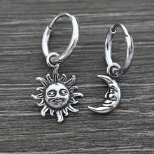 Creative Sun And Moon Pendant Earrings For Women, Asymmetrical Distressed Face Earrings - 銀色 - 查看 1