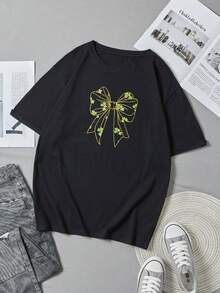 Men's T-Shirt, Women's T-Shirt,  St Patrick's Day Themed Designs Featuring,  Golden Bow With Green Clover Pattern Print On Black T Shirt Comfortable And Versatile Outdoor Casual Short Sleeve - Negro - Ver 5