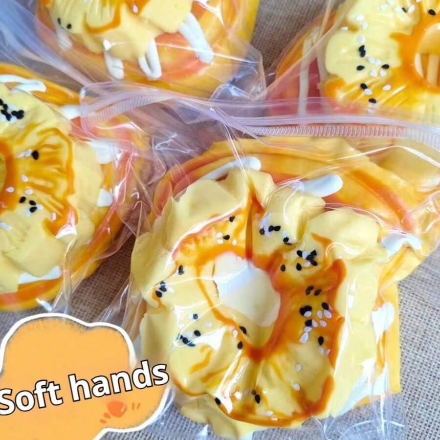 1 pieza Juguete Apretable en Forma de Rebanada de Piña - Juguete Antiestrés - Juguete para Apretar - Juguete Suave - Juguete Apretable - Juguete Fidget - Juguete de Costura - Juguete de Viaje - Juguete Fidget para el Aula - Mini Juguete de Baño - Pelota Antiestrés de Papelería Navideña, Regalo para Niños, Niñas, Día de San Valentín, Año Nuevo, Cumpleaños, Navidad, Halloween, Regalo Perfecto