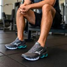Men's Wave Creation 20 Gym Tennis Shoes For Walking And Gym Use. - 綠色石墨 - 查看 1