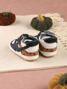 0-1 Year Old Unisex Infant Shoes, Non-Slip Rubber Sole Casual Patchwork Sneakers, Autumn/Winter New Arrival - Black - View 5