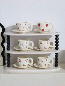 1个樱桃草莓陶瓷马克杯，杯身采用不规则浮雕设计，可用作早餐咖啡杯、卡布奇诺杯、下午茶杯、红茶杯，大容量水杯，是送给女朋友、母亲节或结婚的理想礼物。 - 彩色 - 查看 4