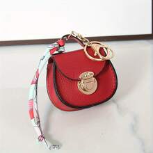 Elegant Mini Saddle Bag Keychain With High-End Silk Scarf – Fashionable And Versatile, Lightweight Faux Leather Coin Purse, Gold-Tone Clasp, Zipper Design, Fade-Resistant – A Perfect And Unique Gift.The Color Of The Scarf May Vary. - [màu đỏ] - Xem 13