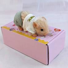 Búp bê heo con bằng silicon, cao khoảng 12cm, sống động như thật, tinh tế, thích hợp để trang trí bàn làm việc, quà tặng sinh nhật, đồ chơi giảm căng thẳng. - Màu be - Xem 11