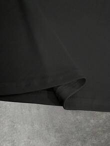 2026 SpringSummer New Chihuahua Smoking T-Shirt, Retro Y2K Punk Style Dog Pattern T-Shirt, Fun And Personalized T-Shirt, A Gift For Dog Lovers. Casual Black - Black - View 4