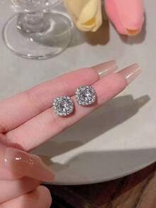 Fashionable Minimalist Exquisite Sparkling Fully Paved Square Rhinestone Luxurious Elegant Small Square Stud Earrings - White - View 3
